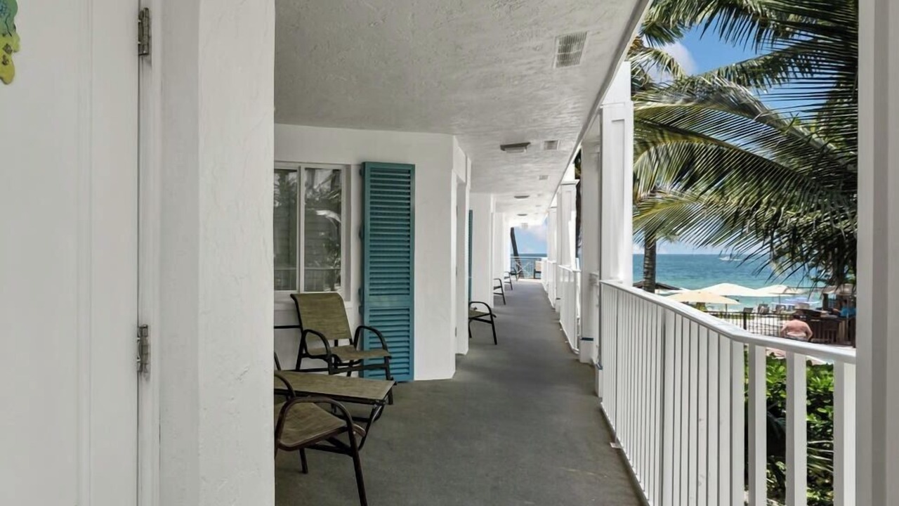 Photo of Outdoor in Vanderbilt Beach