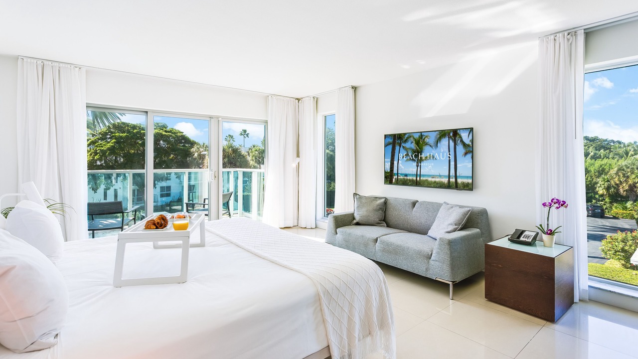 Photo of Bedroom in Bal Harbour
