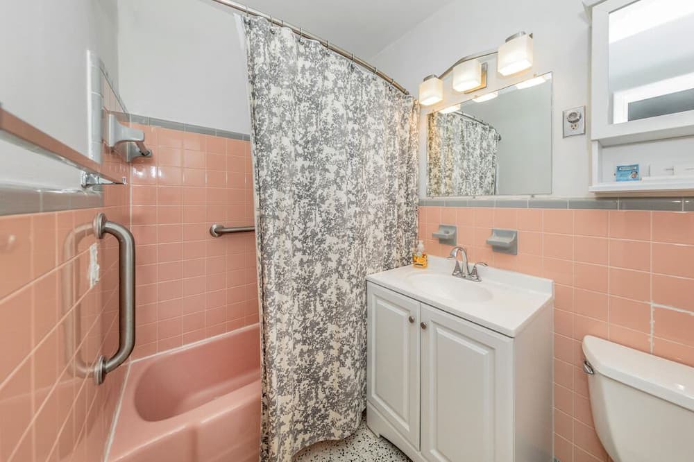 Photo of Bathroom in North Port