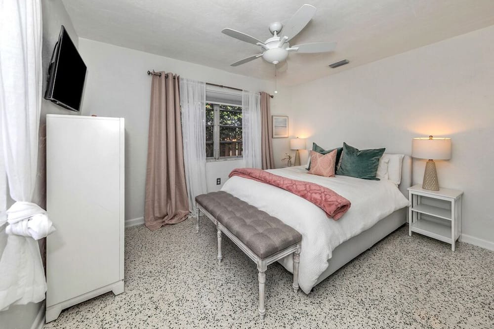 Photo of Bedroom in North Port