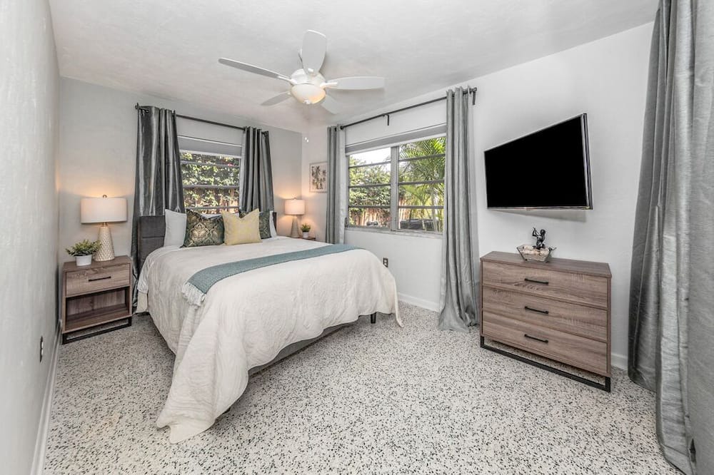 Photo of Bedroom in North Port