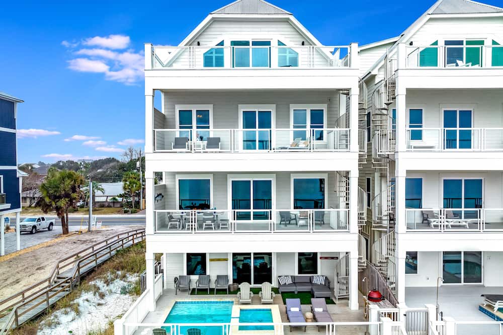 Photo of Others in Laguna Beach Estates