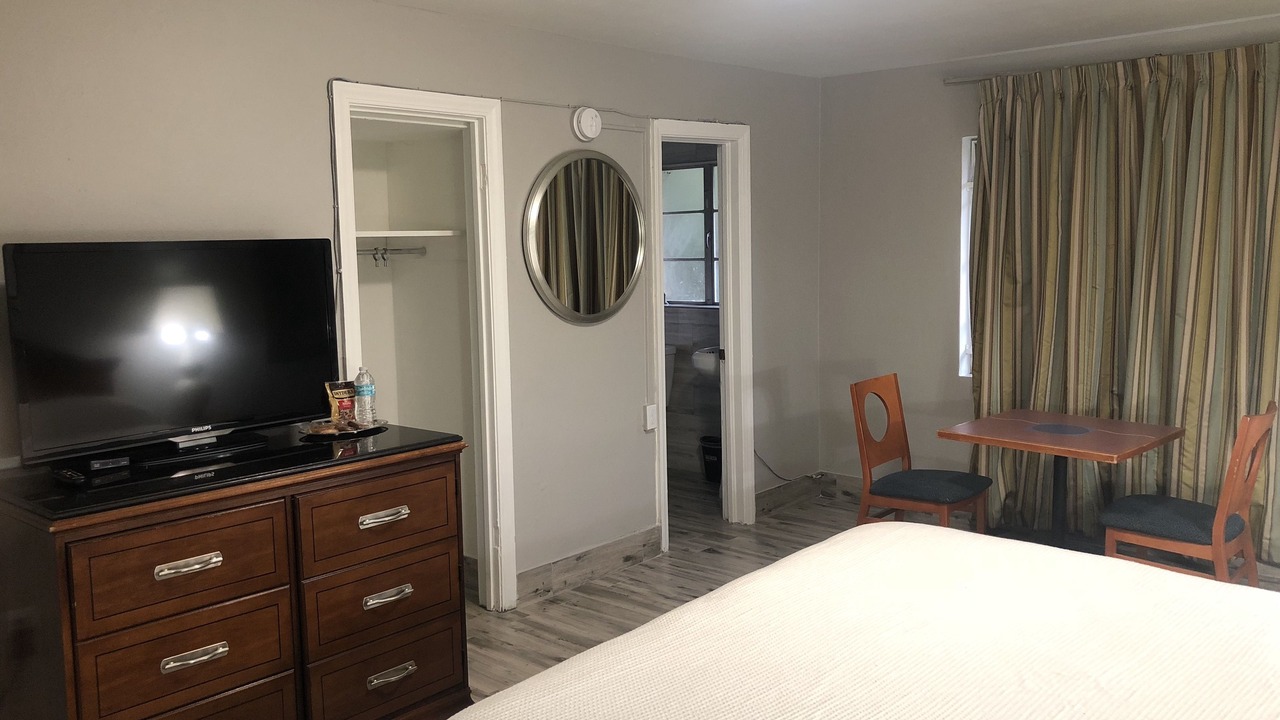 Photo of Bedroom in Bradenton