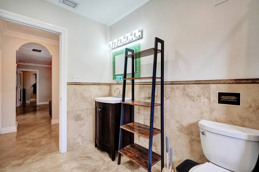 Photo of Bathroom in South Lake