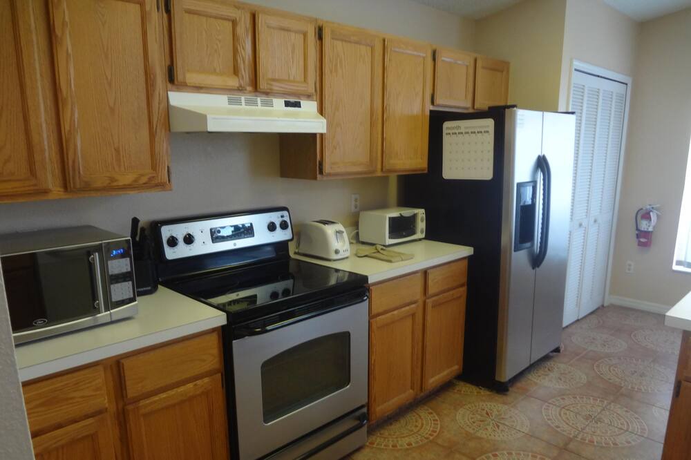Photo of Kitchen in Lindfields