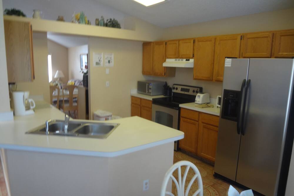 Photo of Kitchen in Lindfields