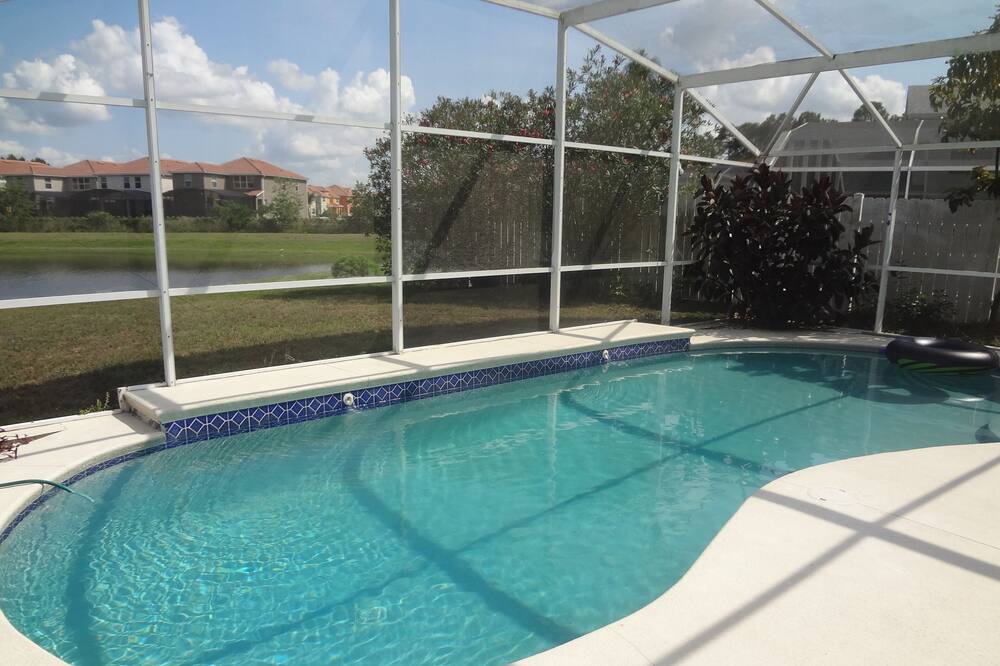 Photo of Outdoor in Lindfields