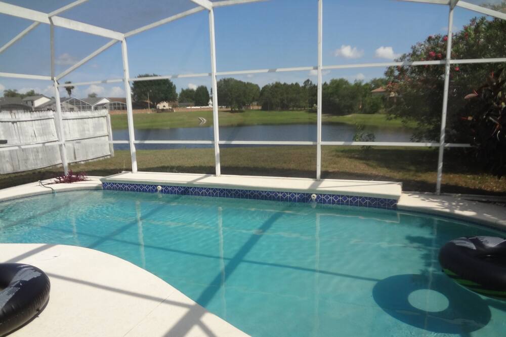Photo of Outdoor in Lindfields