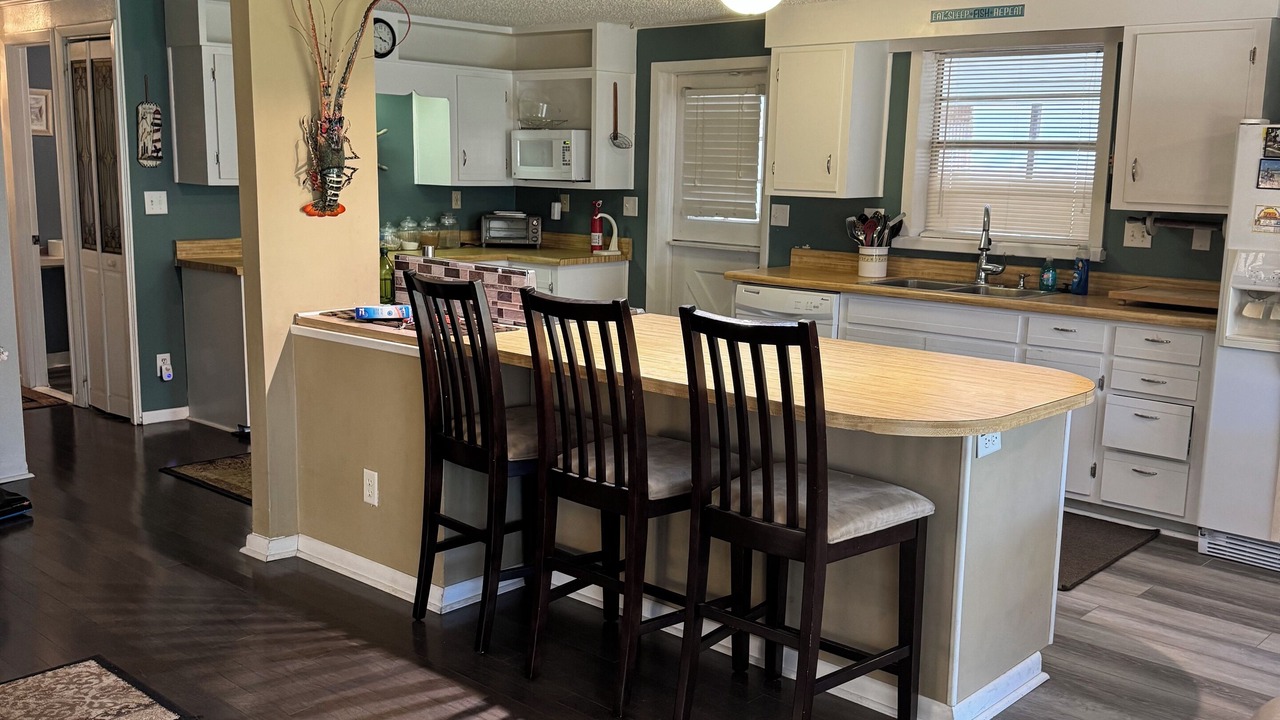 Photo of Kitchen in Indian Harbor Estates