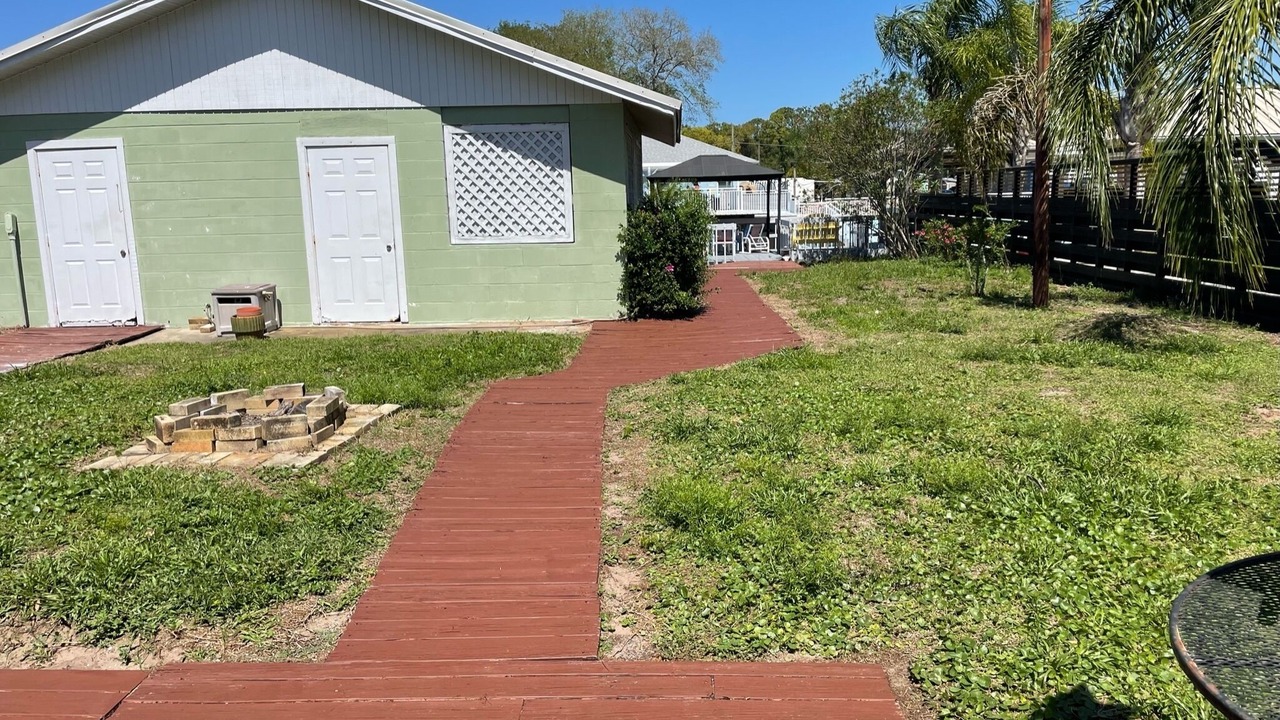 Photo of Outdoor in Indian Harbor Estates