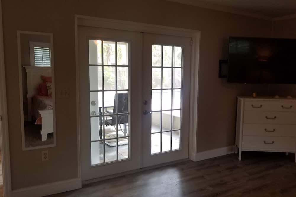 Photo of Livingroom in Crystal Beach