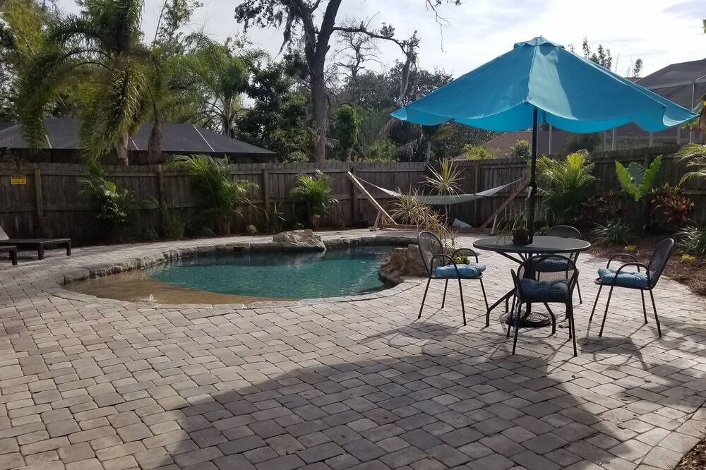 Photo of Outdoor in Crystal Beach