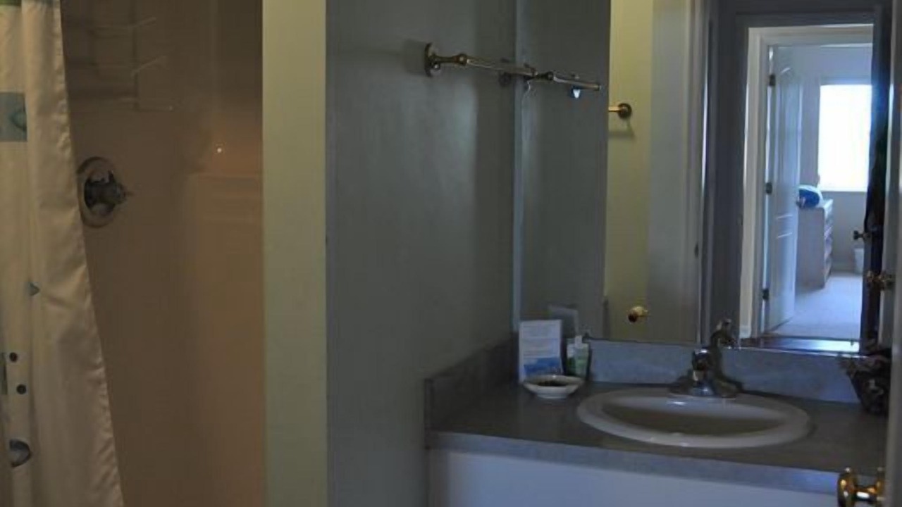 Photo of Bathroom in Cedar Key