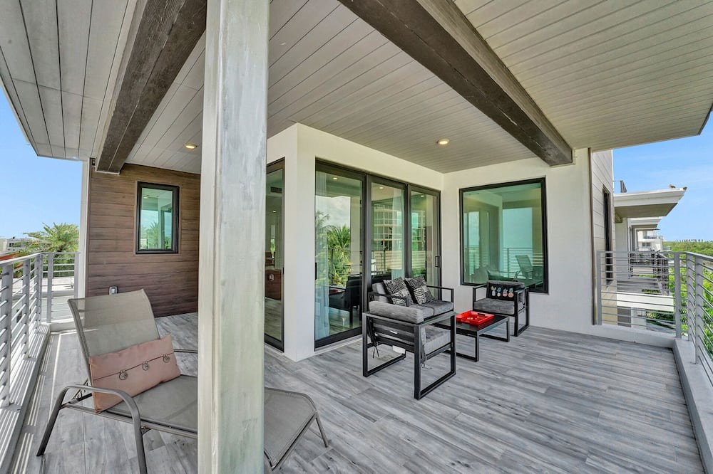 Photo of Patio Balcony in North Beach