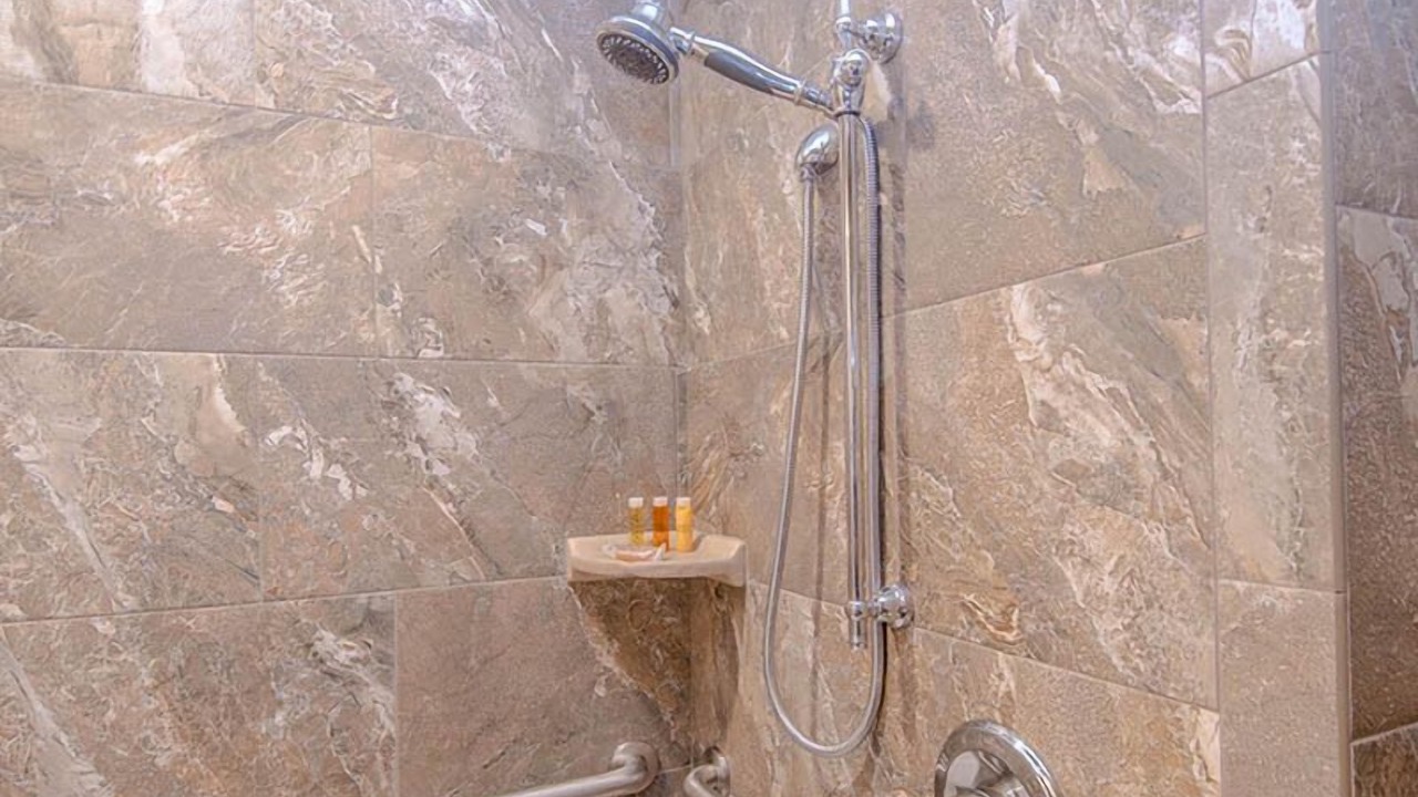 Photo of Bathroom in Dunnellon