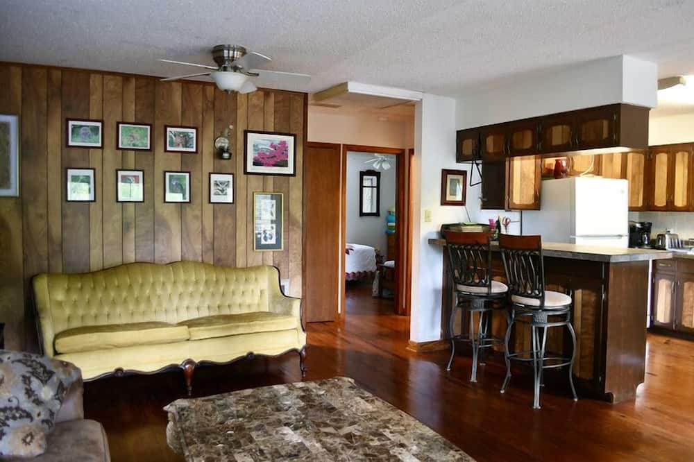 Photo of Others in Ridge Manor