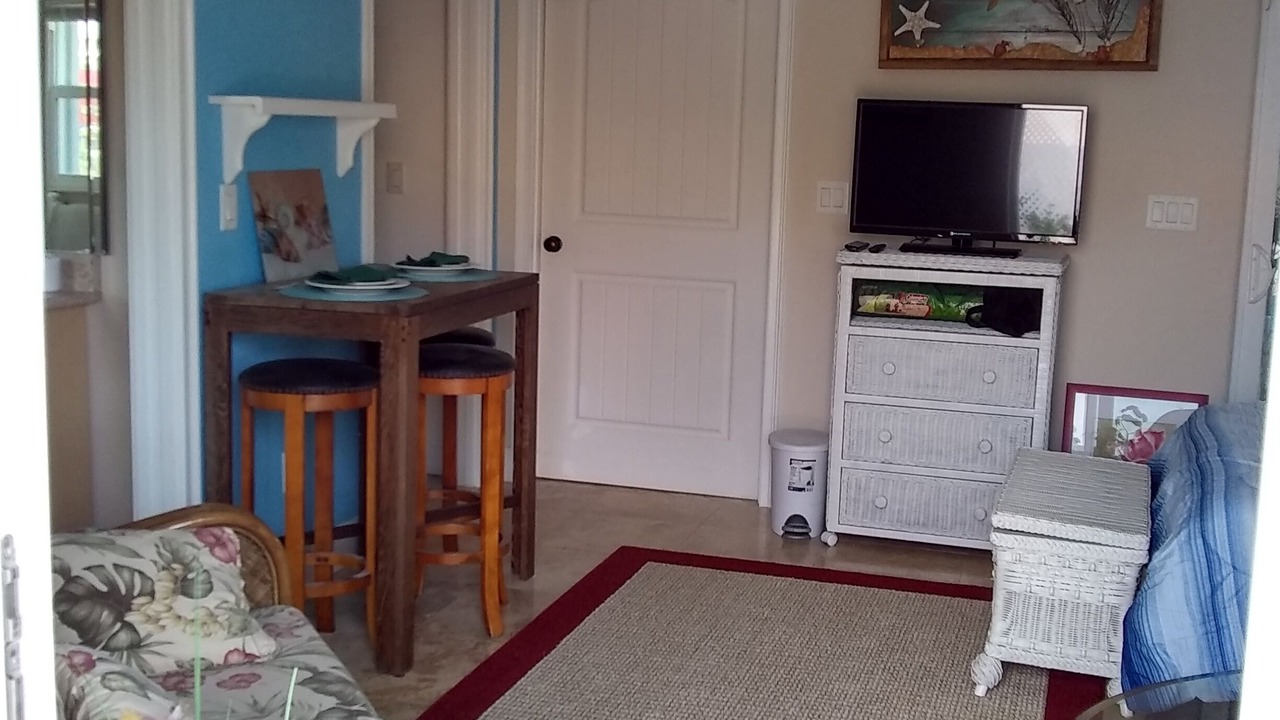Photo of Livingroom in Ocean Spray
