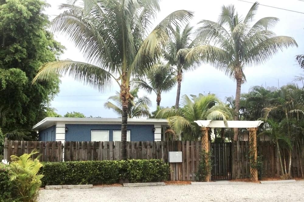 Photo of Outdoor in Highland Park Delray