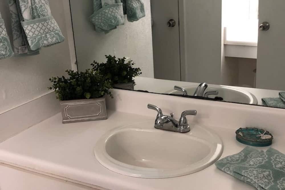 Photo of Bathroom in Bayview