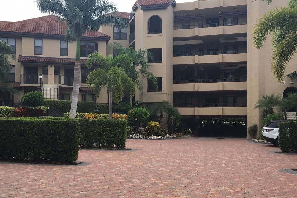 Photo of Outdoor in Isles of Capri