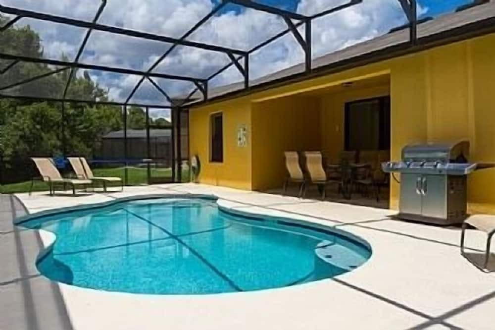 Photo of Outdoor in Cypress Pointe