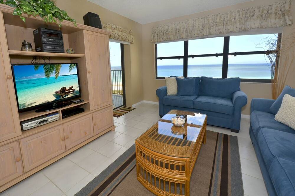Photo of Livingroom in Sand Key