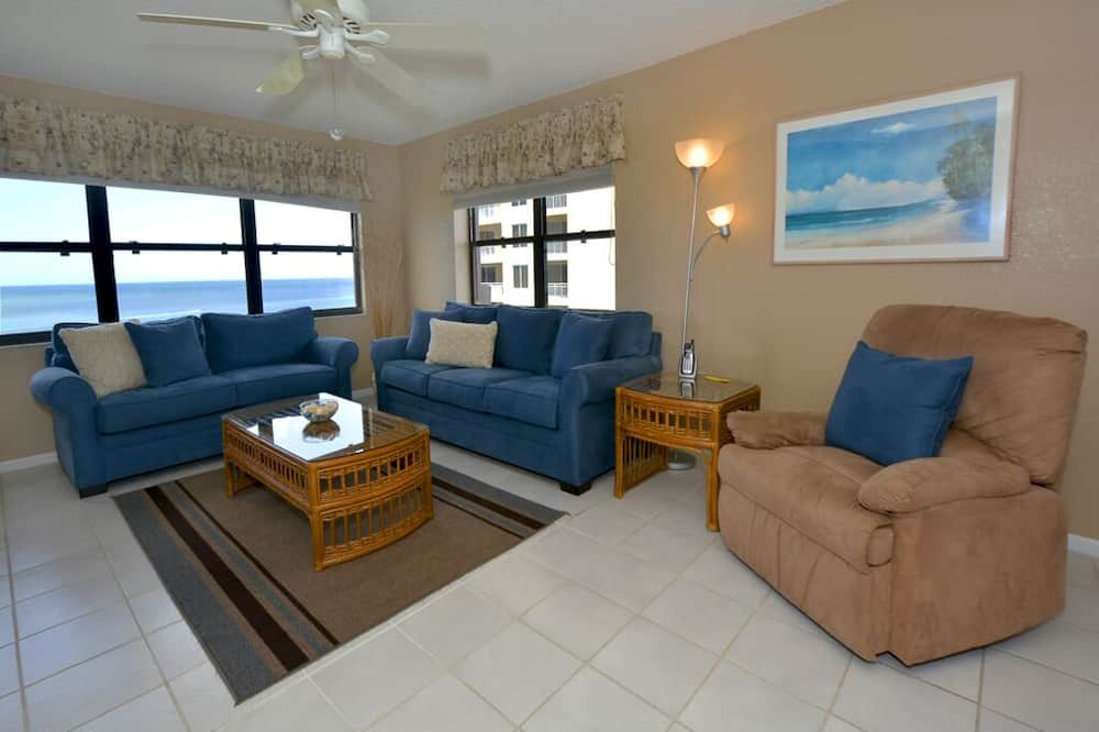Photo of Livingroom in Sand Key
