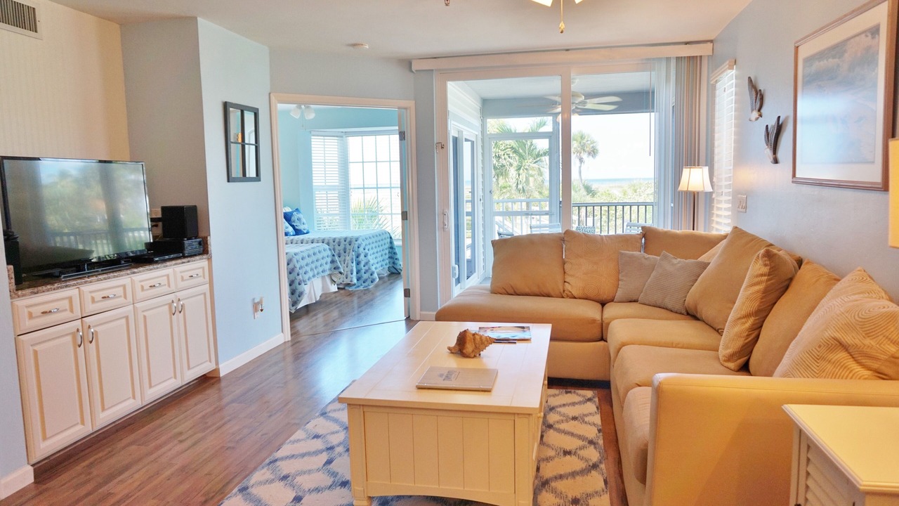 Photo of Livingroom in Palm Island
