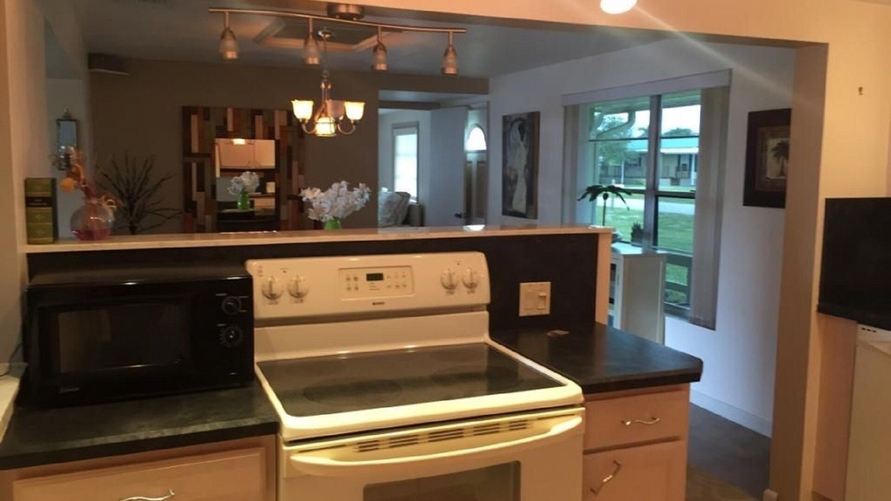 Photo of Kitchen in Taylor Creek
