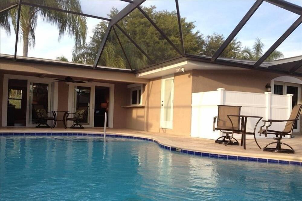 Photo of Outdoor in Naples Park