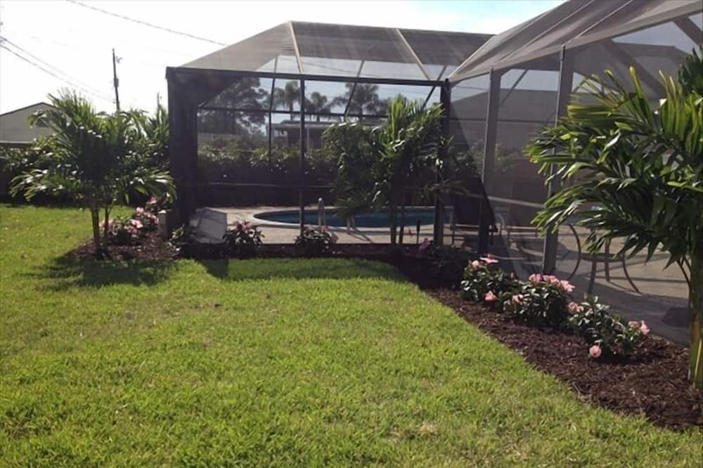 Photo of Outdoor in Naples Park