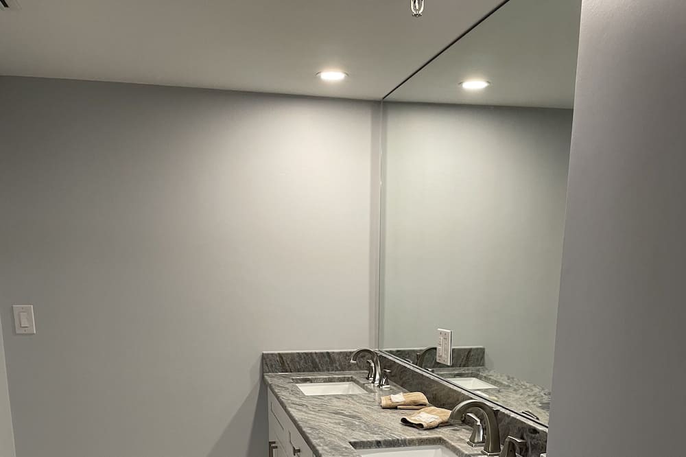 Photo of Bathroom in Madeira Beach