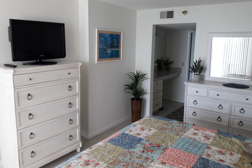 Photo of Bedroom in Madeira Beach