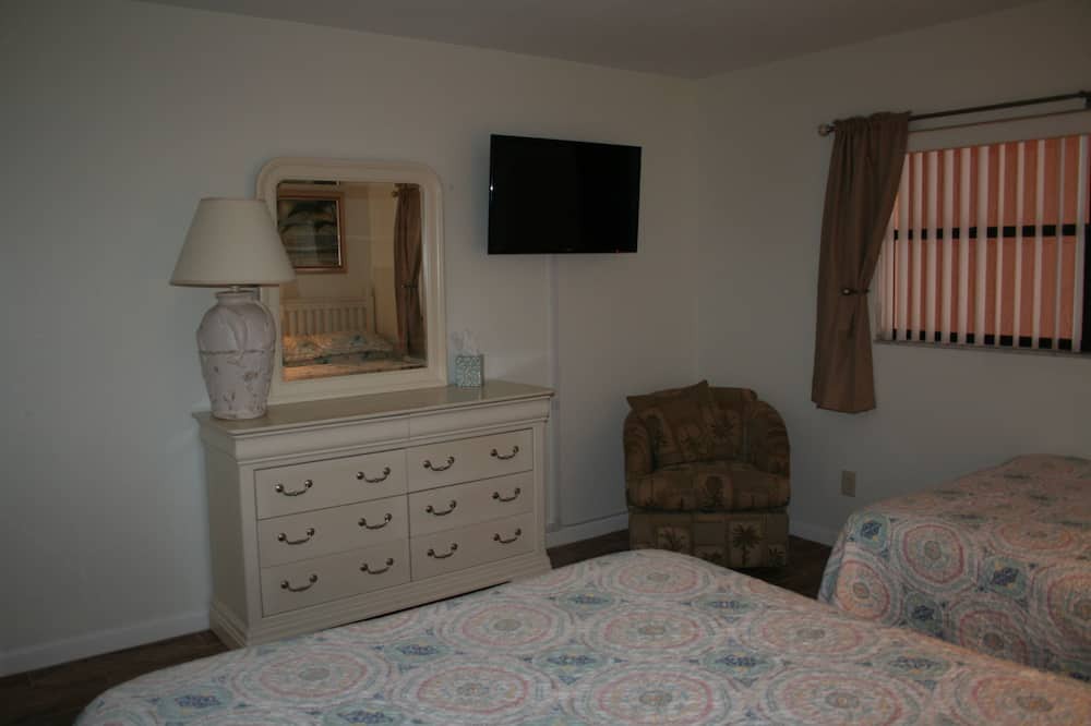 Photo of Bedroom in Madeira Beach