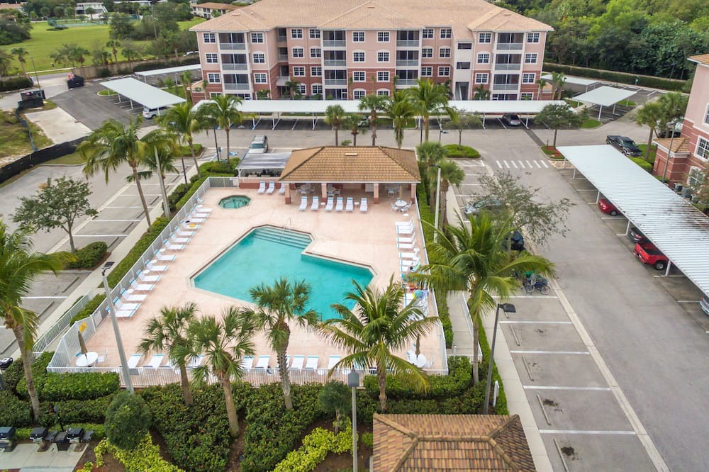 Photo of Outdoor in Majestic Palms
