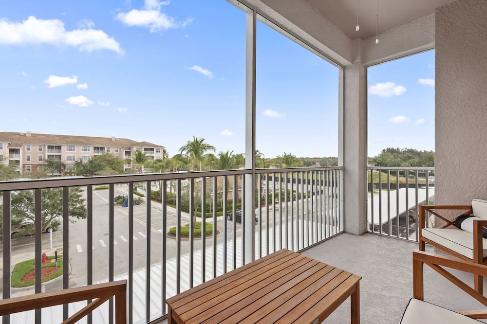 Photo of Patio Balcony in Majestic Palms