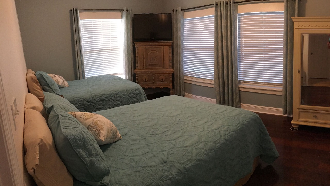 Photo of Bedroom in East Lake