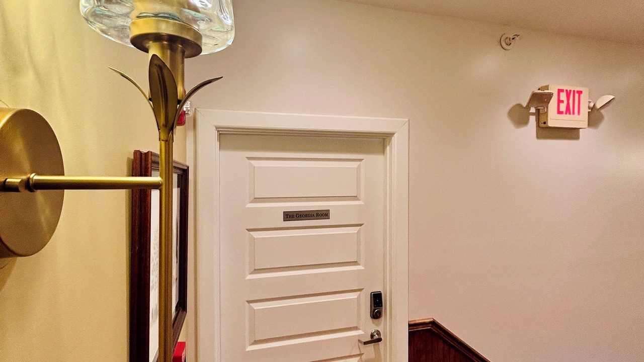 Photo of Bedroom in Tullahoma