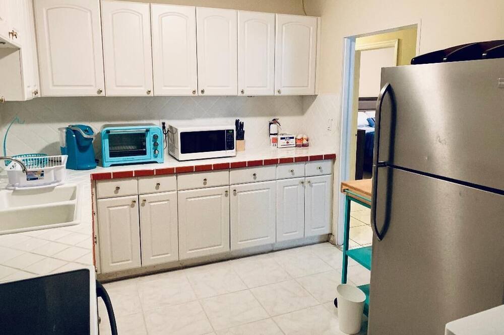 Photo of Kitchen in East Ocean Ave