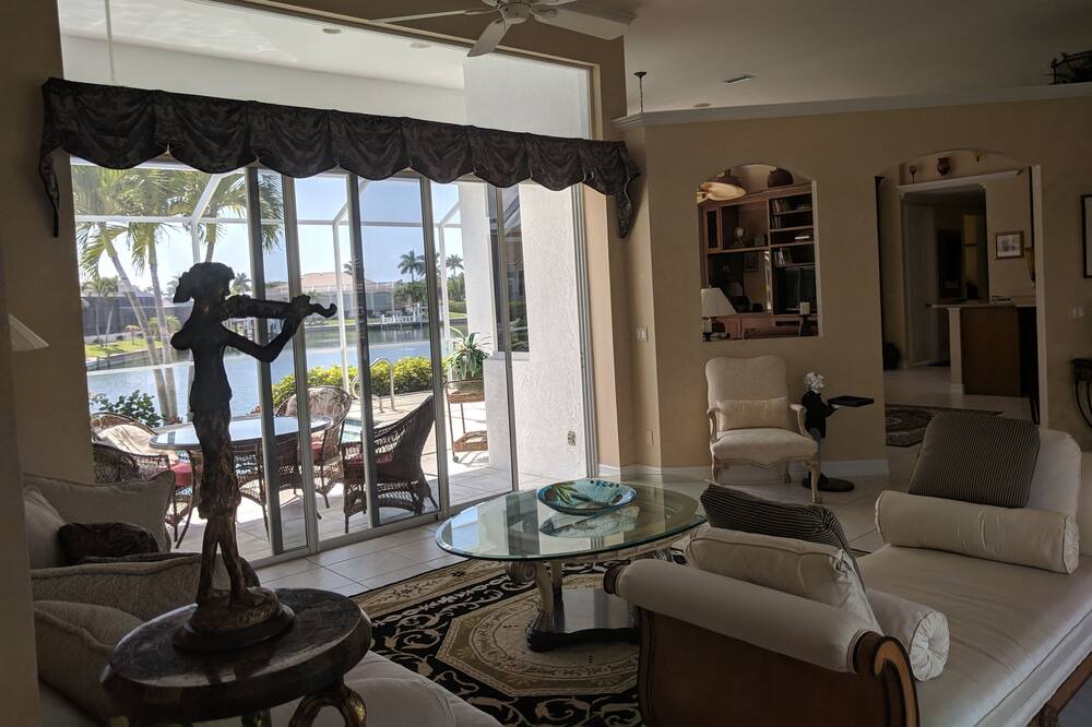 Photo of Livingroom in Marco Island