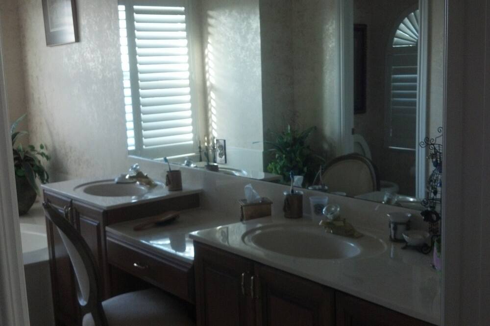 Photo of Bathroom in Marco Island