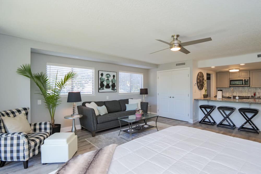 Photo of Bedroom in Sawgrass