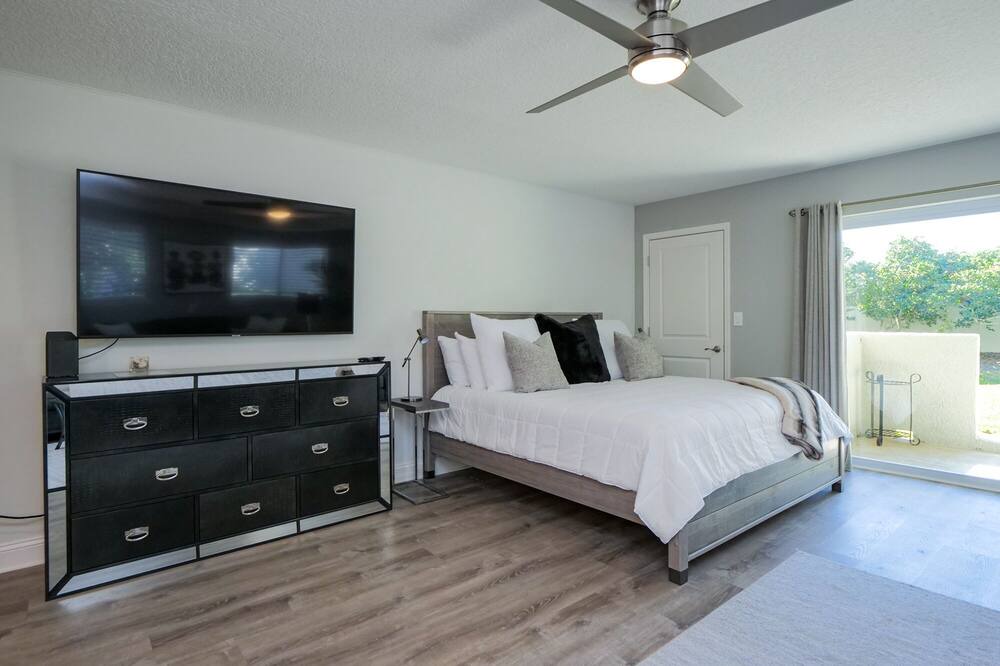 Photo of Bedroom in Sawgrass