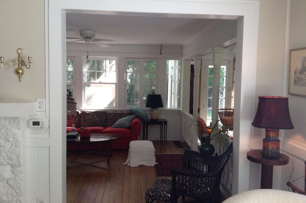 Photo of Livingroom in Glenwood