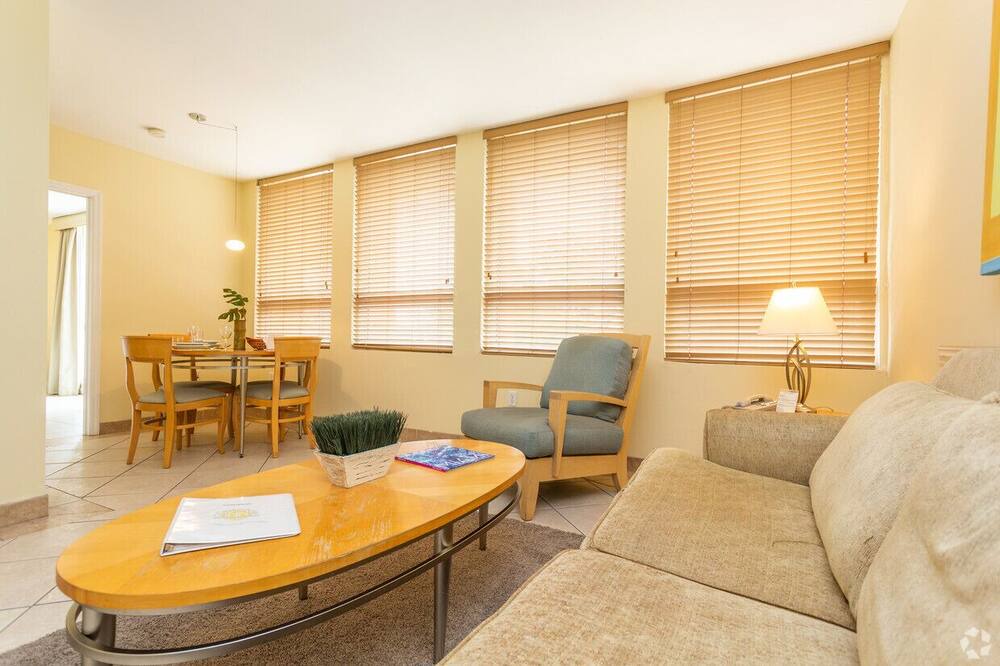 Photo of Livingroom in Coconut Grove