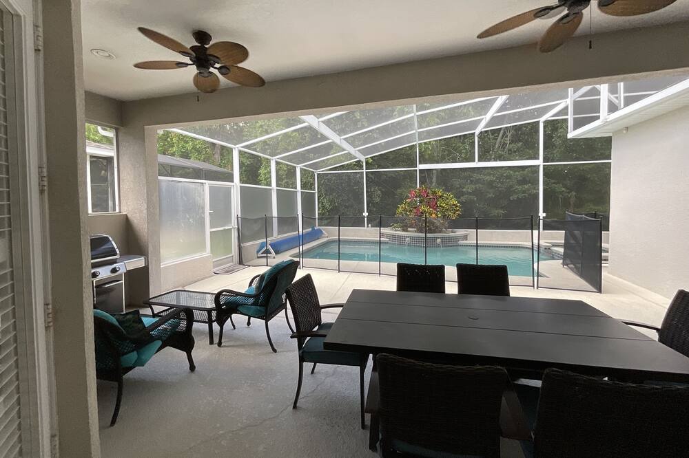 Photo of Outdoor in Ridgewood Lakes