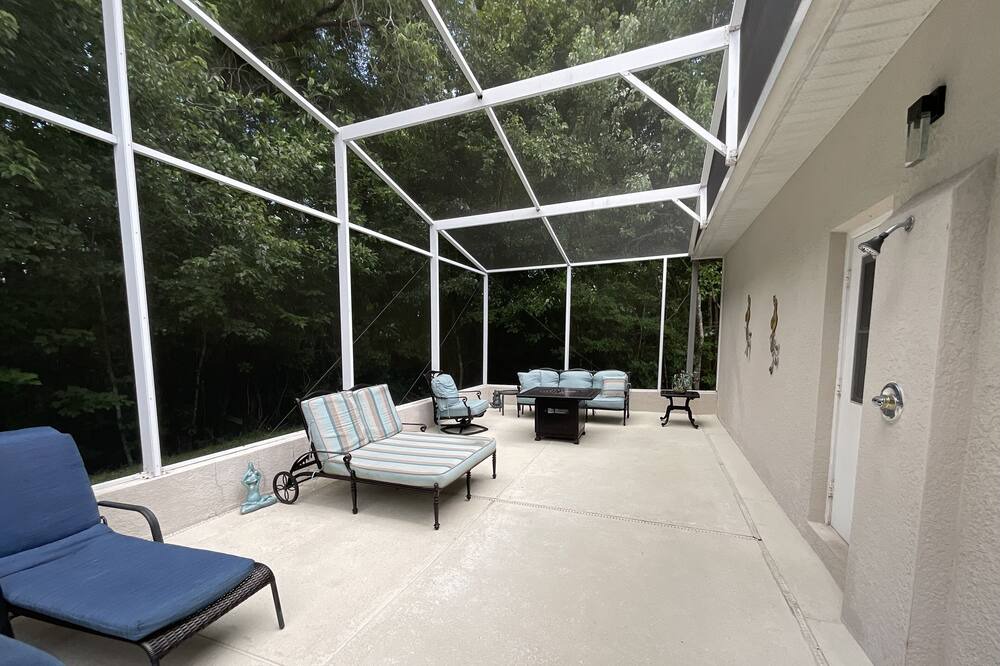 Photo of Outdoor in Ridgewood Lakes
