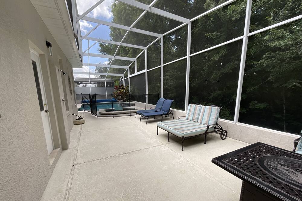 Photo of Outdoor in Ridgewood Lakes