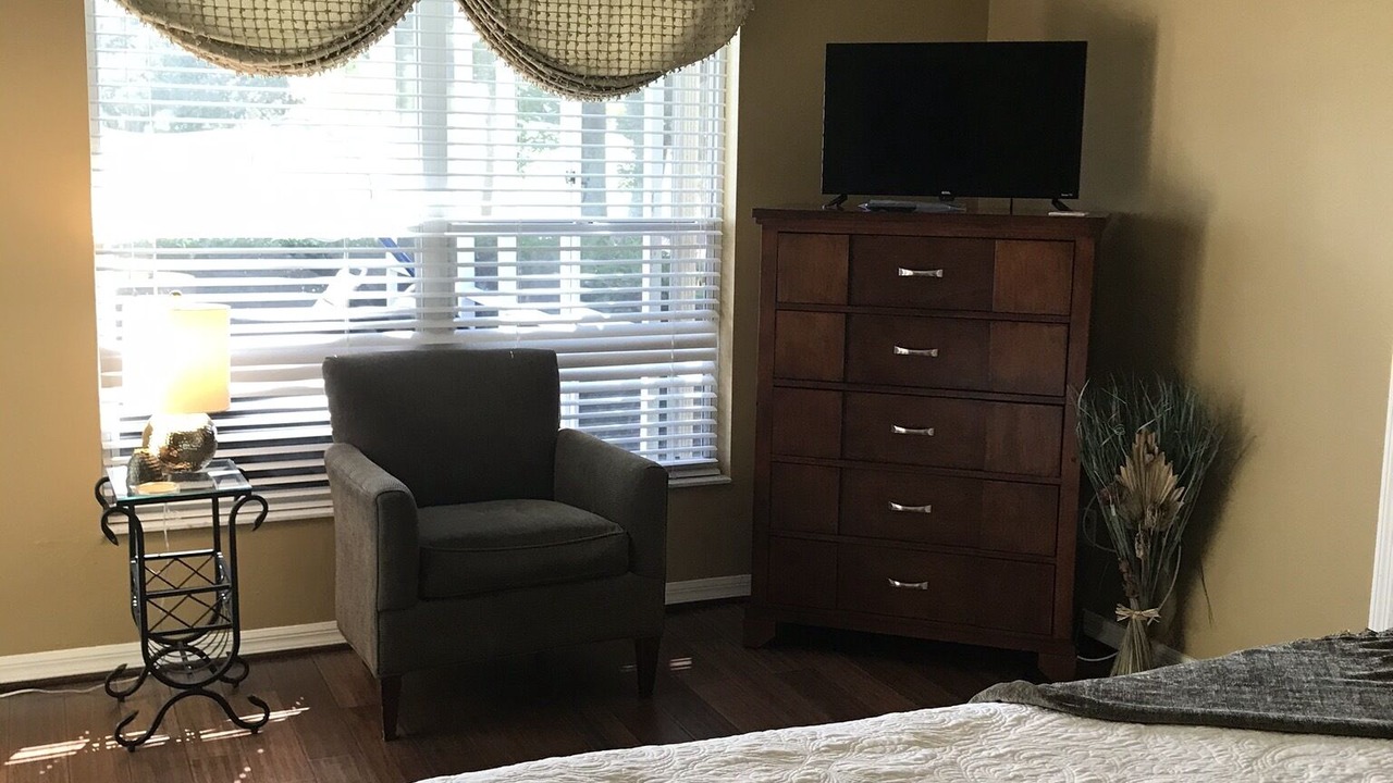 Photo of Bedroom in Falcons Glen