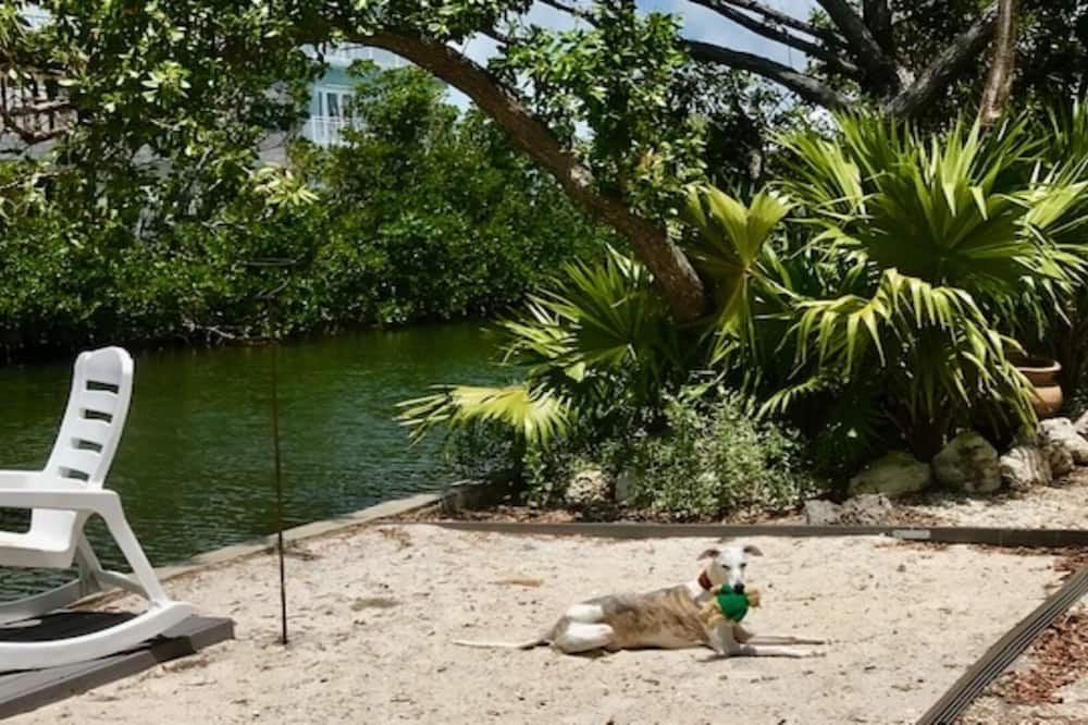 Photo of Outdoor in Breezeswept Beach Estates